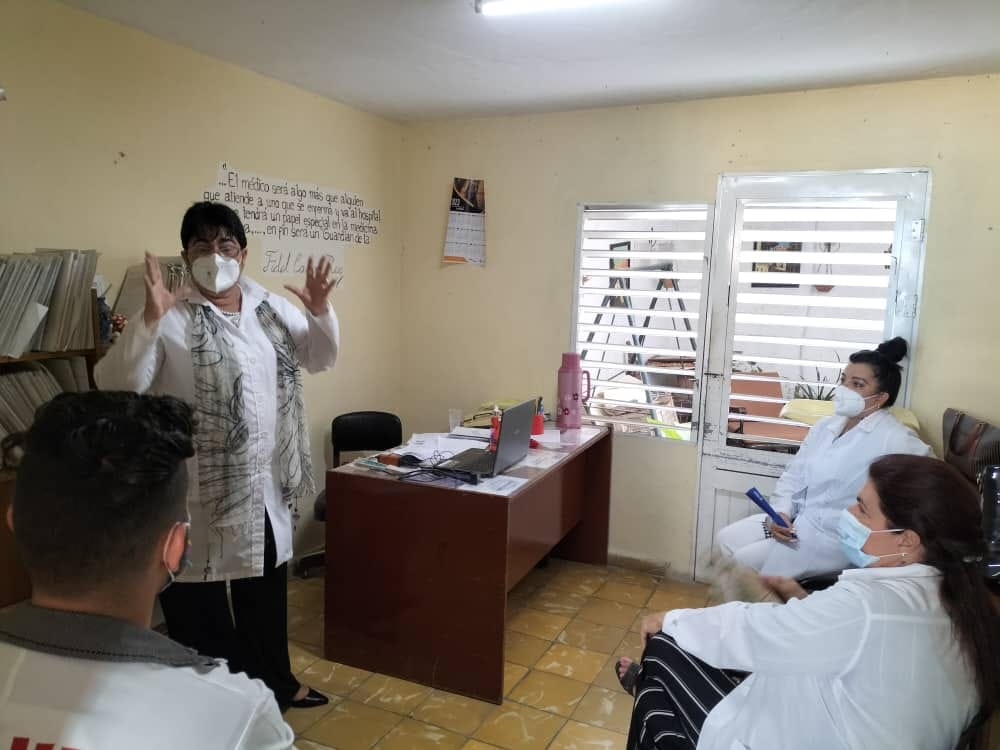 Doctora Dayami Sobrado Carrera expuso para obtener el título de segundo grado de Medicina General Integral