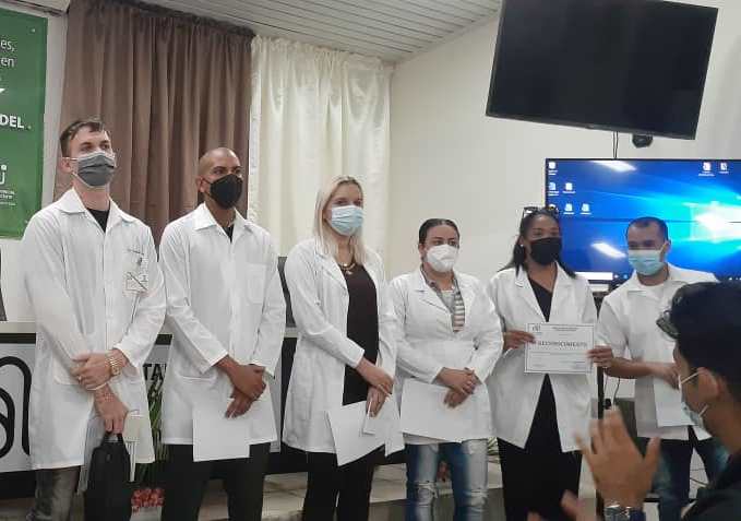 Residentes destacados que cursan especialidades médicas en el Hospital Provincial Antonio Luaces Iraola