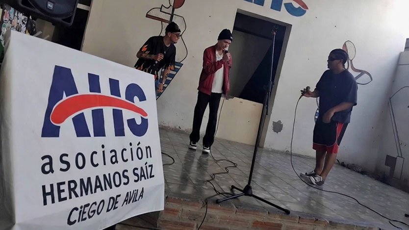 El freestyle en las voces de Omar y Zandi. Fotos: Vasily El freestyle en las voces de Omar y Zandi. Fotos: Vasily